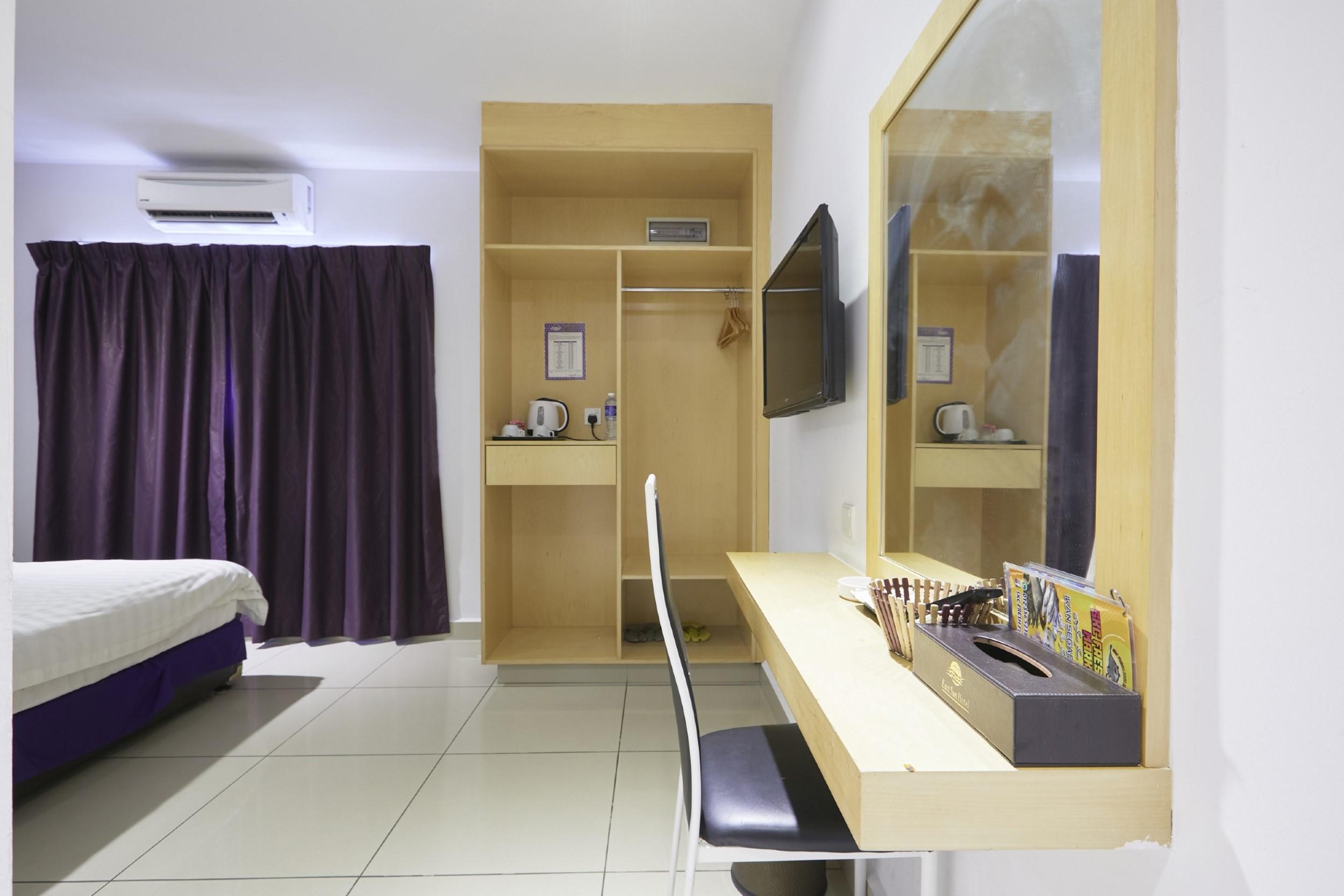 East Sun Hotel Sekinchan Bagian luar foto