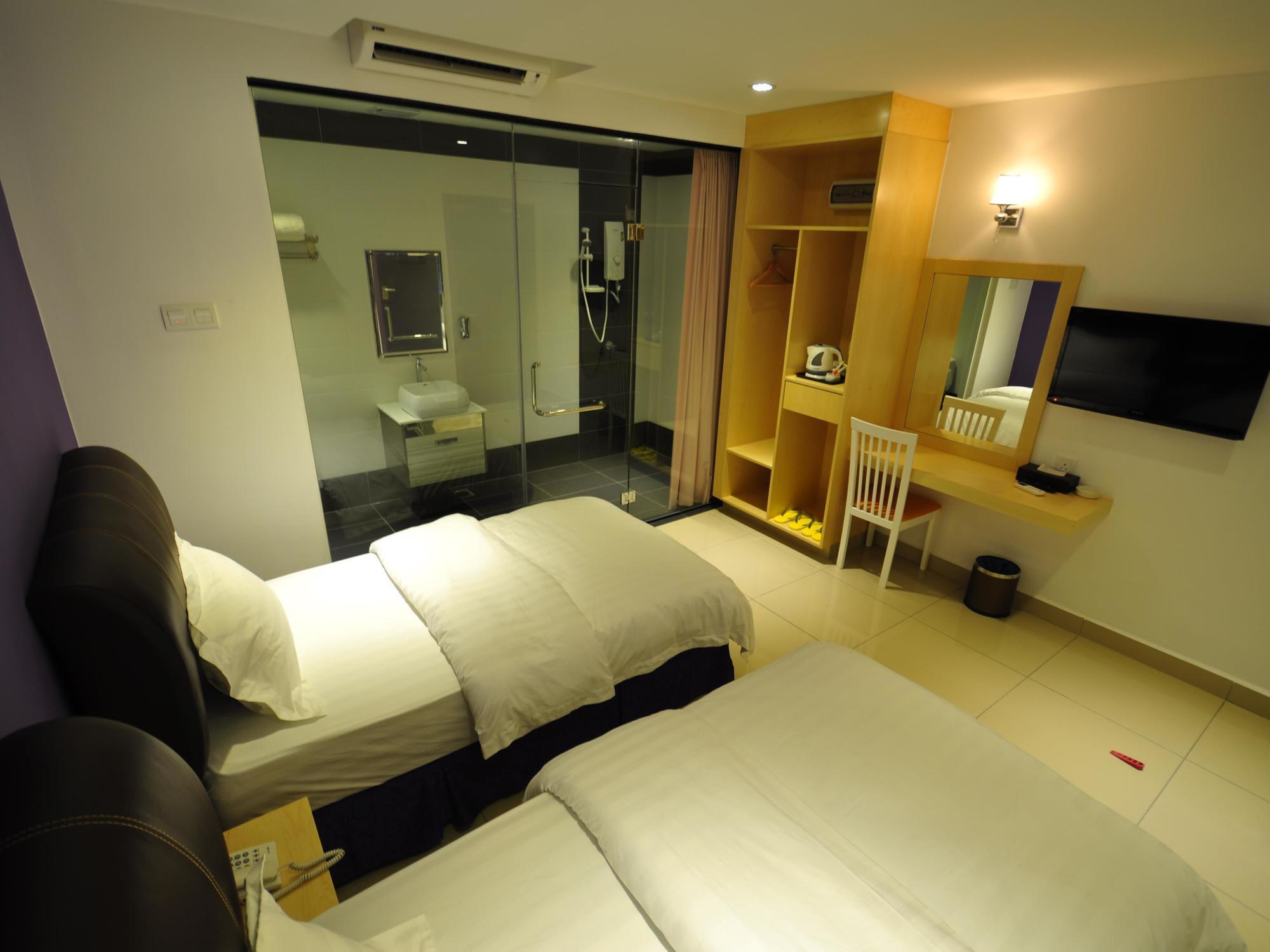 East Sun Hotel Sekinchan Bagian luar foto